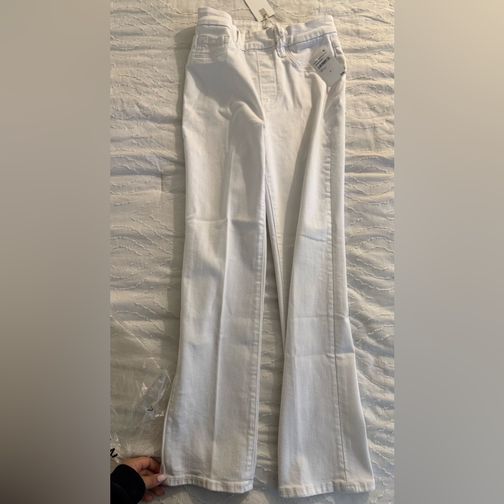 NEW GOOD AMERICAN WHITE JEANS